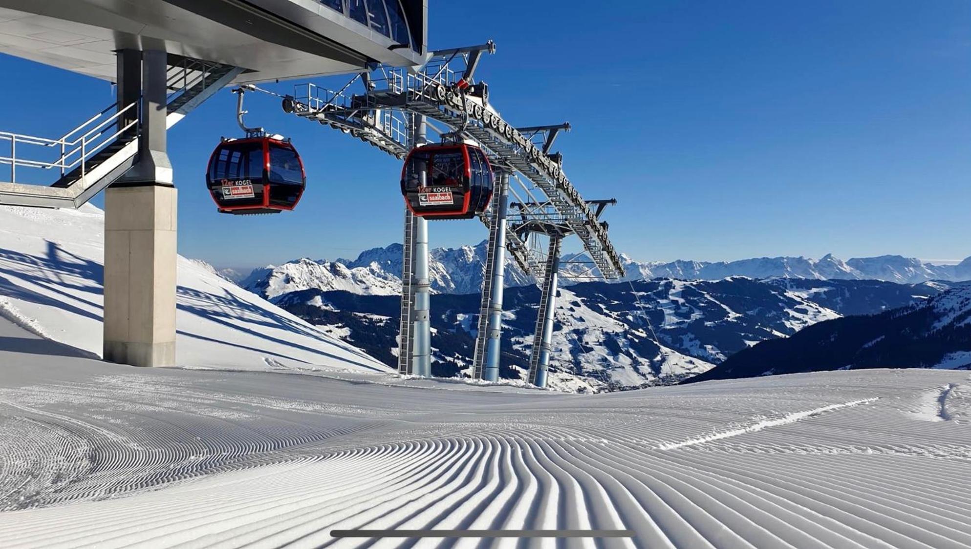 Alm Seasons Premium Chalet & Studios Saalbach Exterior foto